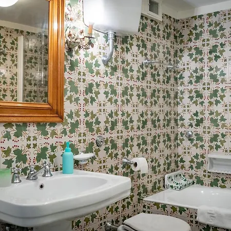 Charming Villa Capri